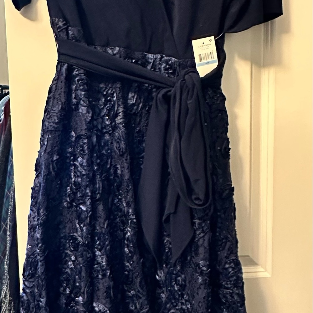 Alex Evenings Navy Dress with Rosette Detail, NEW, 20W